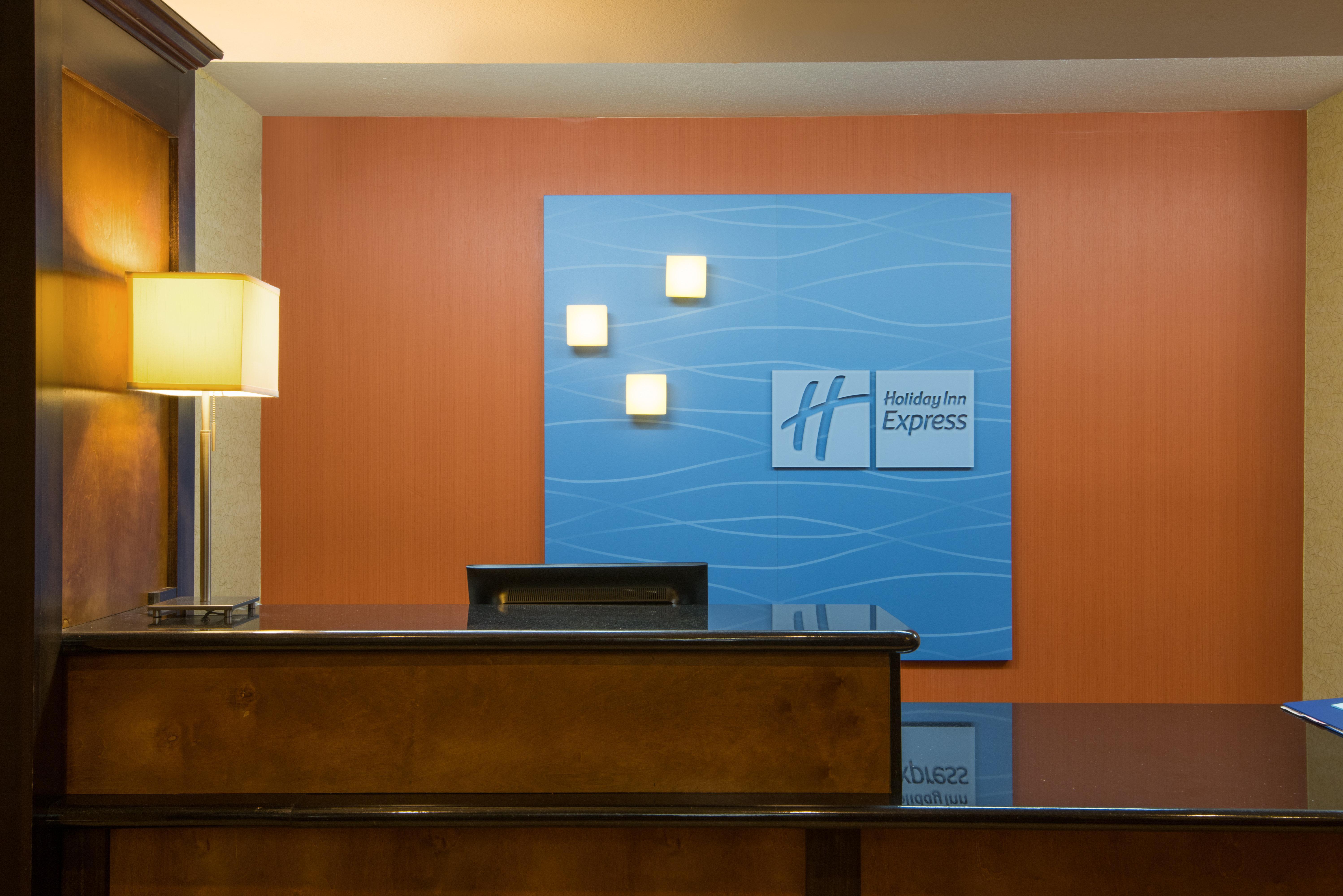 Holiday Inn Express Hotel & Suites Wauseon By Ihg Exterior photo